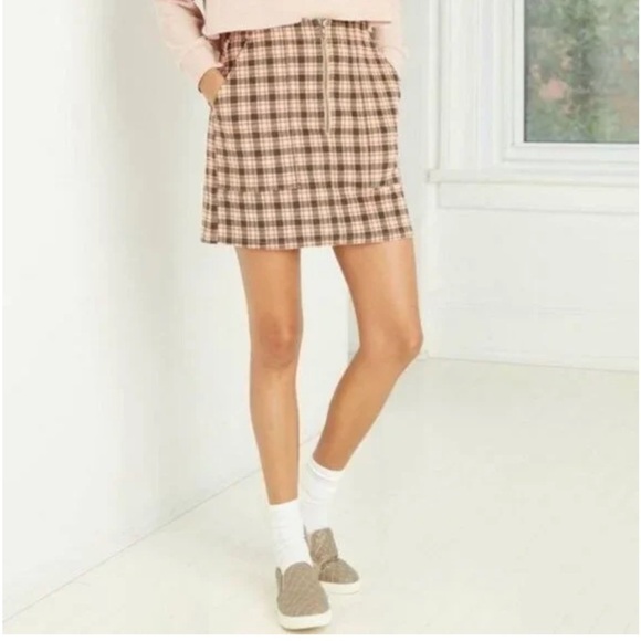 Wild Fable Mini Skirt – Pink Plaid Corduroy | Size 16 - Picture 2 of 6